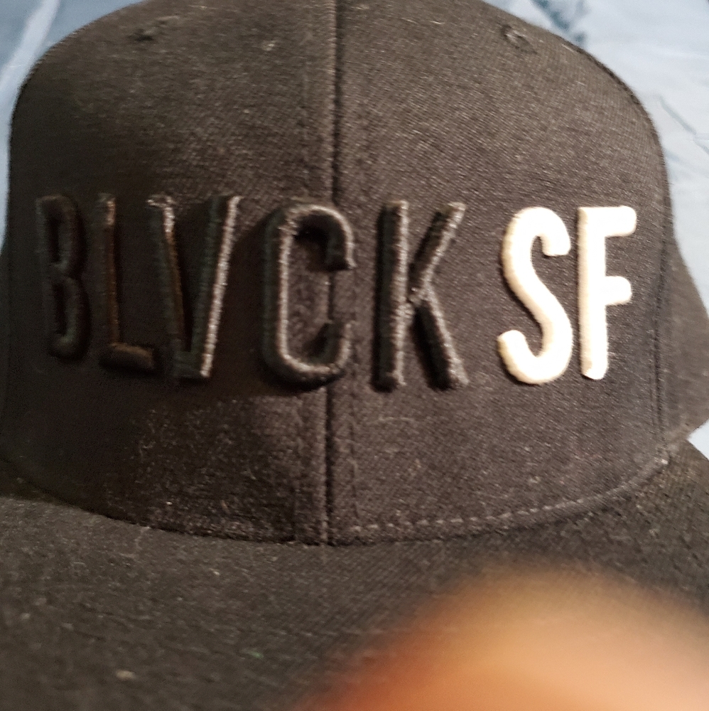 Black scale snapback hat
